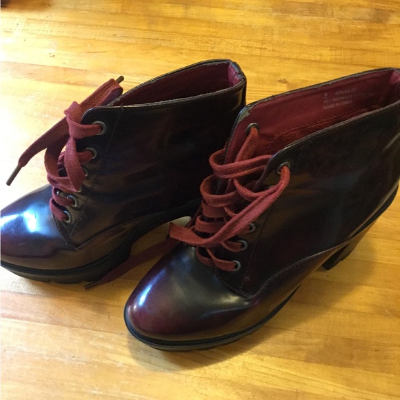 Bamboo Jonas-02 Dark Burgundy Chunky Ankle Boots with Lug Sole Size 9 - Picture 13 of 16